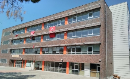 Kazım İsmen Anadolu Lisesi